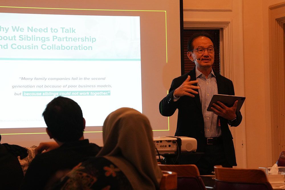 pemaparan-tata-kelola-bisnis-keluarga-david-bingei-fidelitas-advisors.jpg
